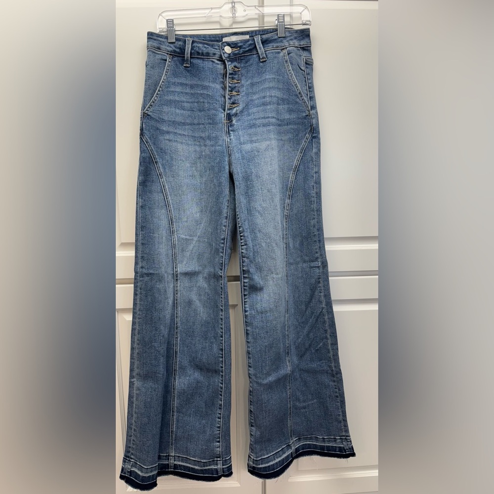 Risen wide leg jeans